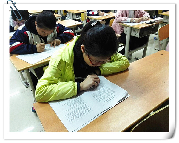 現(xiàn)外（象湖）開展七、八年級(jí)學(xué)生英語(yǔ)競(jìng)賽活動(dòng)