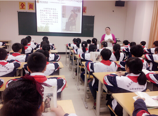 現(xiàn)外象湖校區(qū)語文教研組進行觀摩研討課評比活動